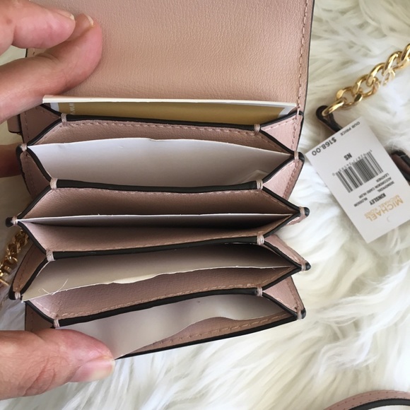 Firm ❗️Michael Kors card holder - Picture 5 of 8